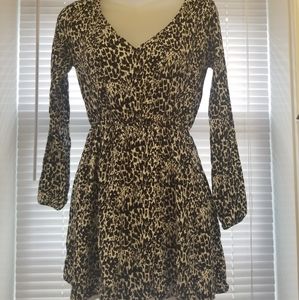 Abrocrombie & Fitch Black/White long sleeve dress